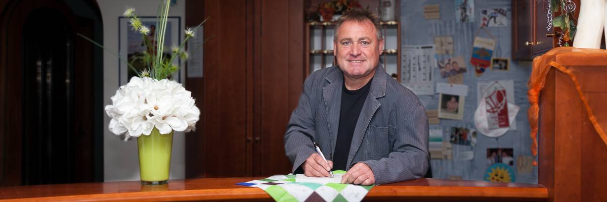 rezeption_manfred_weiss.jpg rezeption_manfred_weiss.jpg